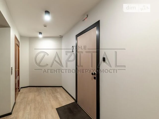 Продаж 6 поверхового будинку 1169.3 кв. м, 1 кімната, на вул