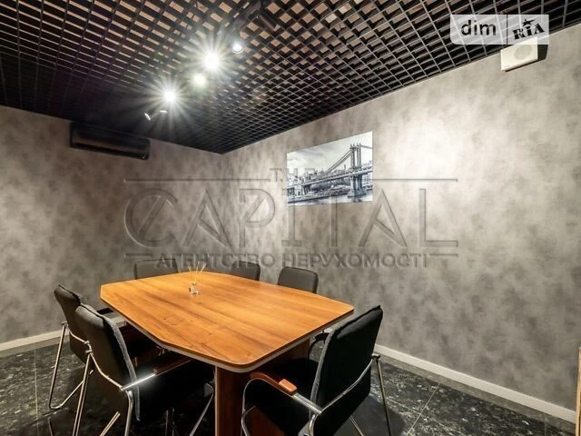 Продаж 6 поверхового будинку 1169.3 кв. м, 1 кімната, на вул