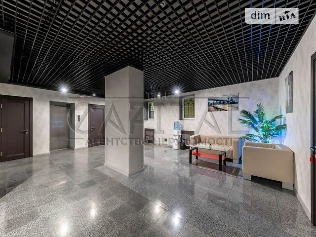 Продаж 6 поверхового будинку 1169.3 кв. м, 1 кімната, на вул
