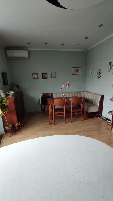 ТаунХаус- квартира, гараж, 10 хв від метро, П. Прокоповича.