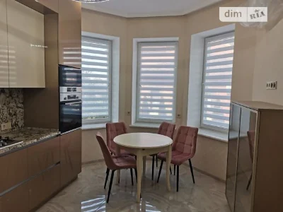 Продаж 2 поверхового будинку з верандою і ділянкою на 10 сот