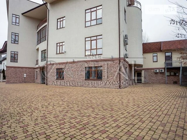 Продаж 4 поверхового будинку з ділянкою на 10 соток, 1200 кв