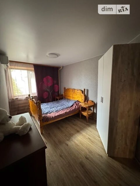 Продаж частини будинку на вул. Постова, 7 кімнат • ID 344038