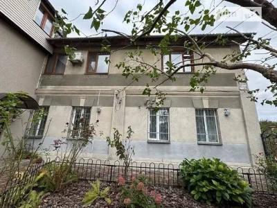 Продаж частини будинку на вул. Постова, 7 кімнат • ID 344038