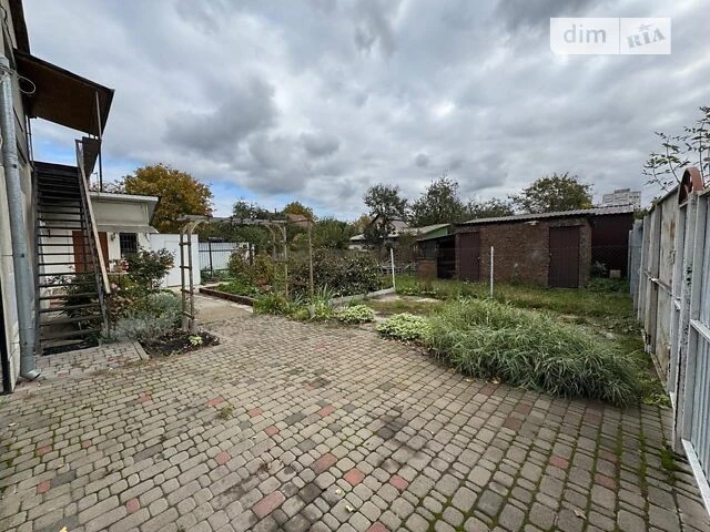 Продаж частини будинку на вул. Постова, 7 кімнат • ID 344038