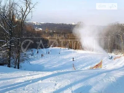 Продаж 2 поверхового будинку з ділянкою на 1.5 сотки, 107 кв