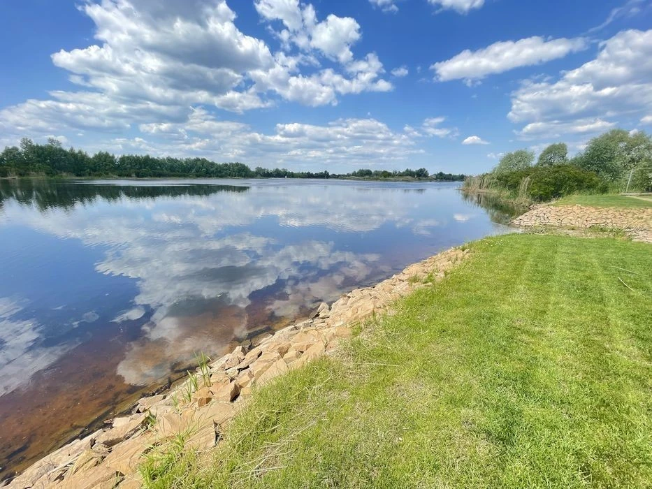 Продам будинок Осокорки вихід на воду