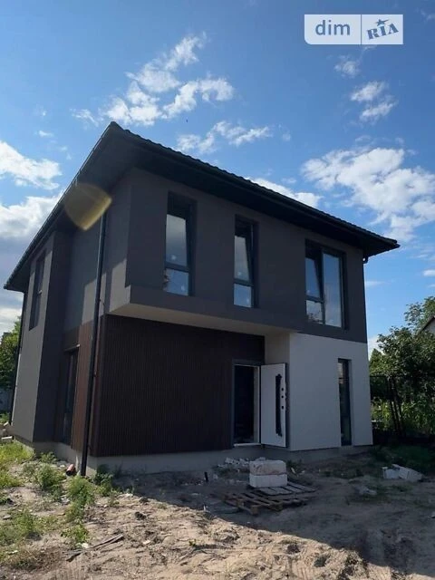 Продаж 2 поверхового будинку з ремонтом і ділянкою на 5 сото