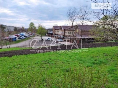 Продаж 3 поверхового будинку з балконом і ділянкою на 2 сотк