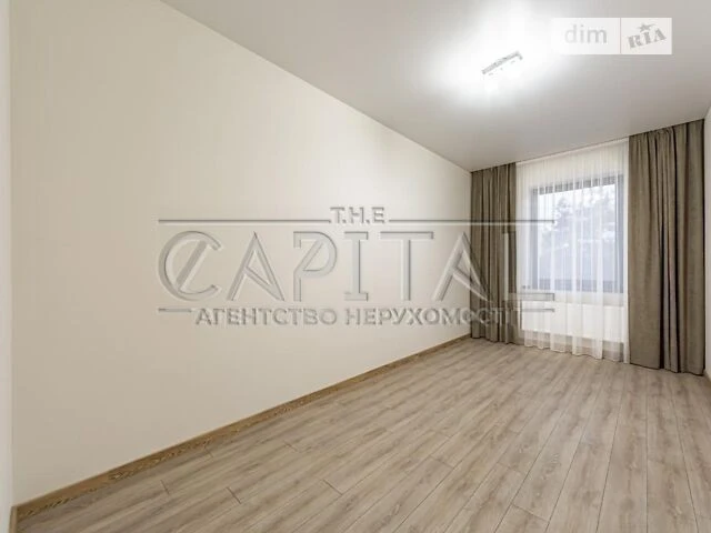 Продаж 2 поверхового будинку з гаражем і ділянкою на 5 соток
