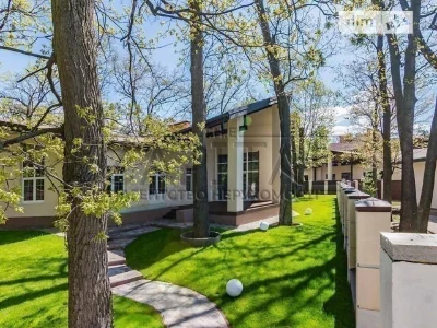 Продаж 2 поверхового будинку з мансардою і ділянкою на 12 со