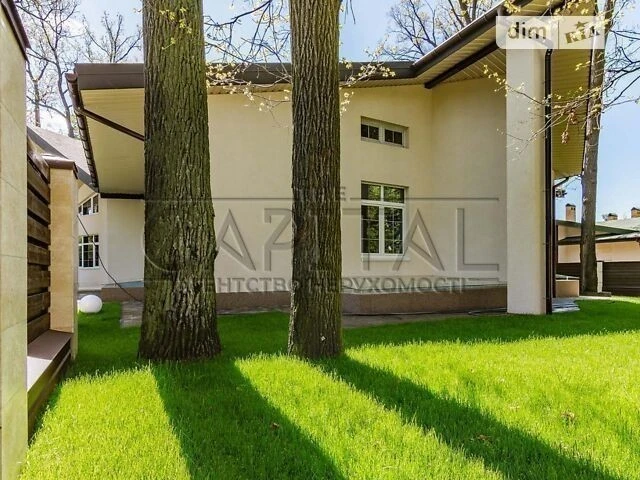 Продаж 2 поверхового будинку з мансардою і ділянкою на 12 со