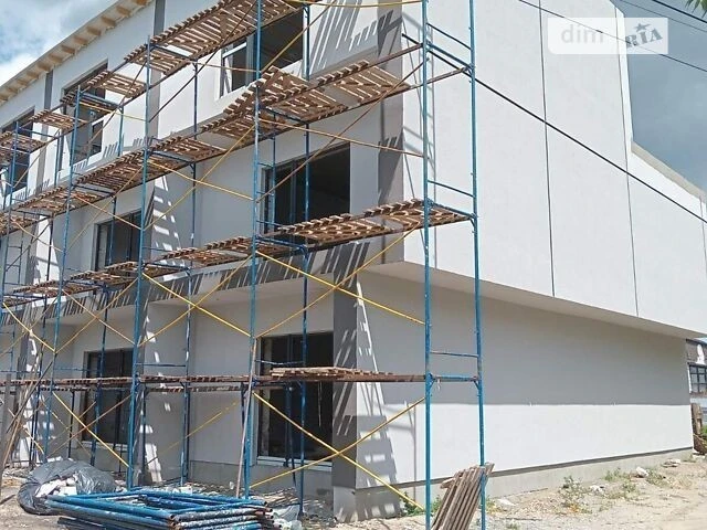 Продаж 3 поверхового таунхауса з ділянкою на 1.5 сотки, 135
