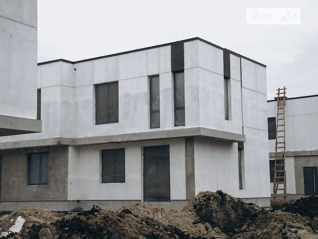 Продаж 2 поверхового таунхауса з ділянкою на 1 сотку, 90 кв.