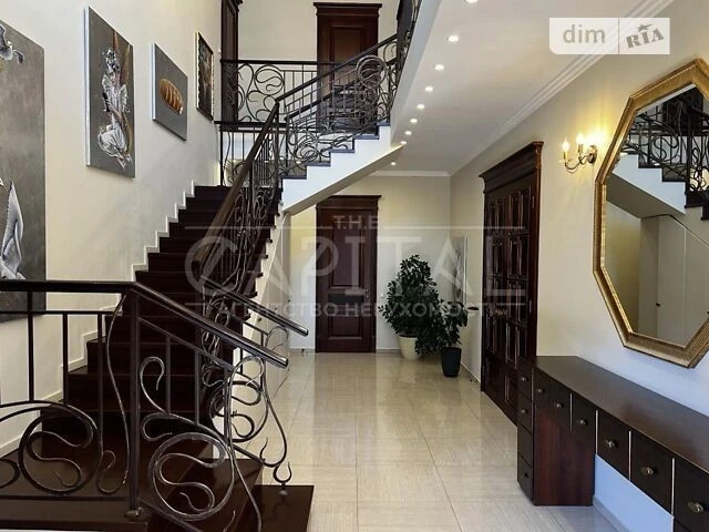 Продаж 2 поверхового будинку з гаражем і ділянкою на 8 соток