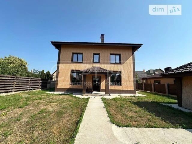 Продаж 3 поверхового будинку з ділянкою на 9 соток, 320 кв.