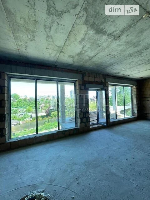 Продаж 2 поверхового будинку з ділянкою на 6 соток, 320 кв.