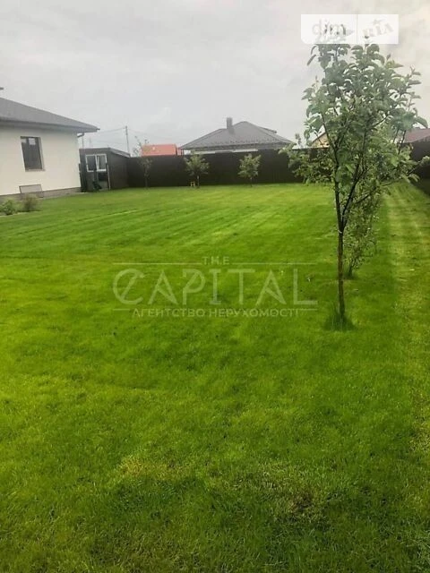 Продаж 2 поверхового будинку з гаражем і ділянкою на 10 сото