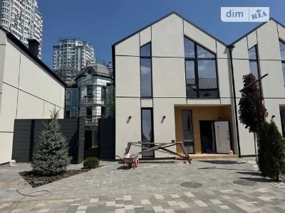 Продаж 2 поверхового таунхауса з ділянкою на 2 сотки, 120 кв