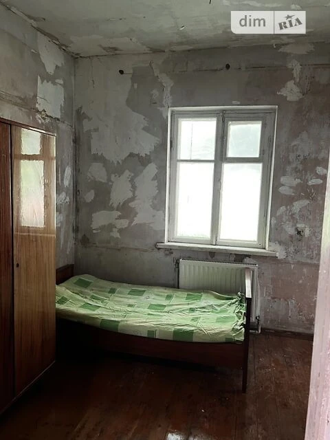 Продаж 1 поверхового будинку з гаражем і ділянкою на 6 соток