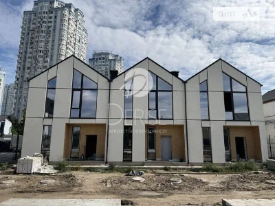 Продаж 2 поверхового будинку з ділянкою на 1 сотку, 120 кв.