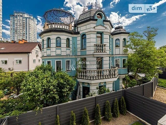 Продаж 2 поверхового таунхауса з ділянкою на 1.3 сотки, 120