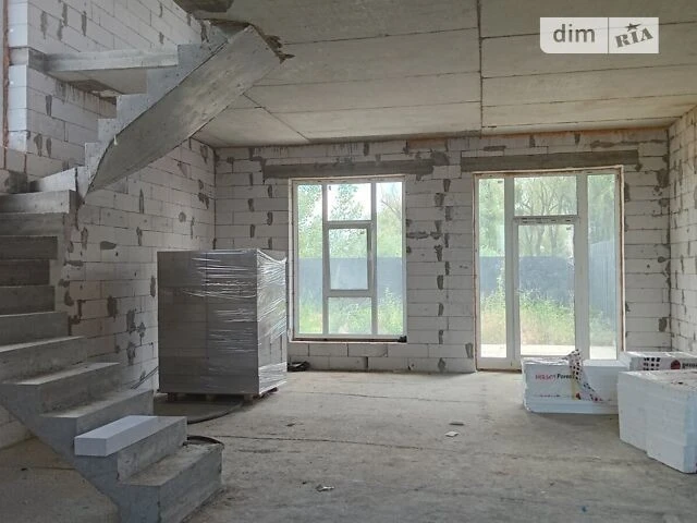 Продаж 2 поверхового таунхауса з ділянкою на 2 сотки, 138 кв