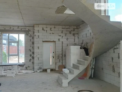 Продаж 2 поверхового таунхауса з ділянкою на 2 сотки, 138 кв