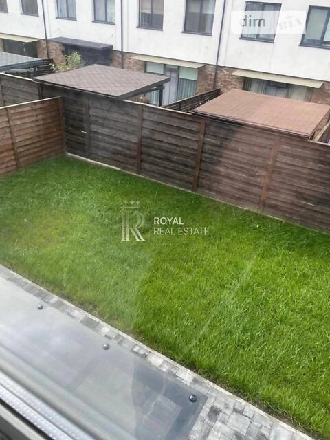 Продаж 2 поверхового дуплекса з ділянкою на 5 соток, 180 кв.