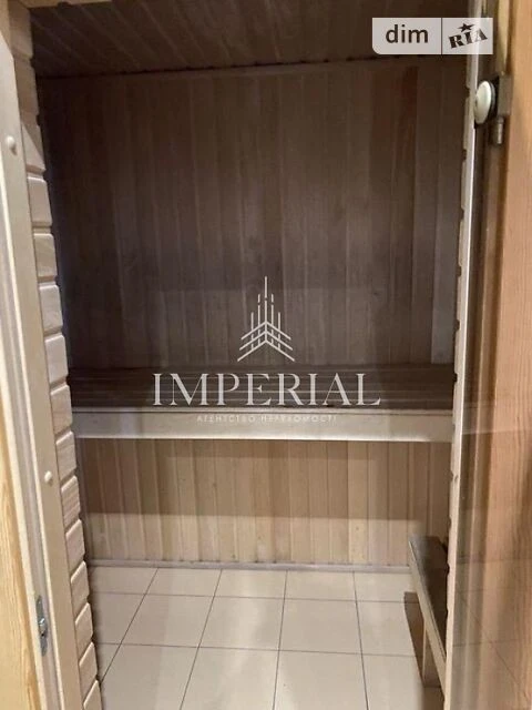 Продаж 2 поверхового будинку 180 кв. м, 5 кімнат, на вул. Са
