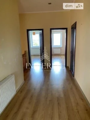 Продаж 2 поверхового будинку 180 кв. м, 5 кімнат, на вул. Са