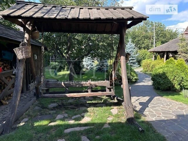 Продаж 2 поверхового будинку з ділянкою на 6 соток, 140 кв.