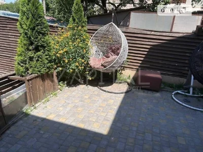 Продаж 2 поверхового будинку з опаленням і ділянкою на 3 сот
