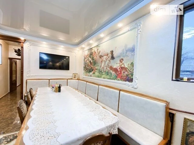 Продаж частини будинку на вул. Оборонна 8, 5 кімнат • ID 343