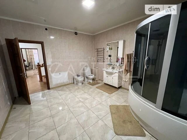 Продаж 3 поверхового будинку з мансардою і ділянкою на 5 сот