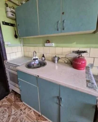 Продажа комнаты в коммунальной квартире с ремонтом.