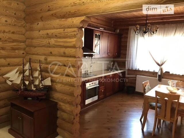 Продаж 2 поверхового будинку з балконом і ділянкою на 10 сот