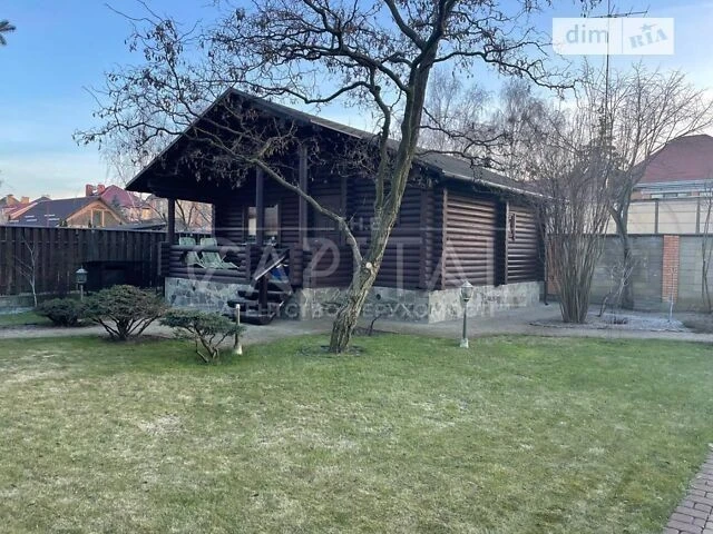Продаж 2 поверхового будинку з балконом і ділянкою на 10 сот