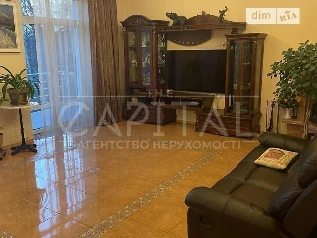 Продаж 1 поверхового будинку з гаражем і ділянкою на 10 сото