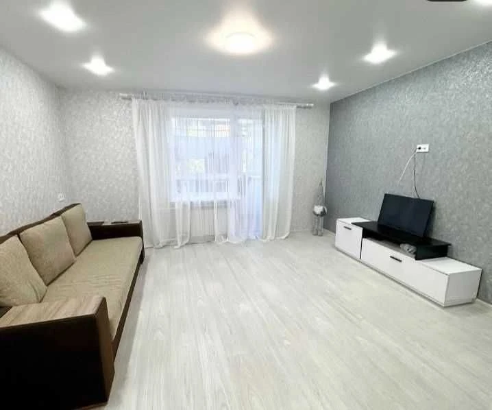 Продам 3к квартиру, 72кв.м, 4/9 пов, цегла, Мотель