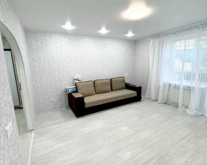 Продам 3к квартиру, 72кв.м, 4/9 пов, цегла, Мотель