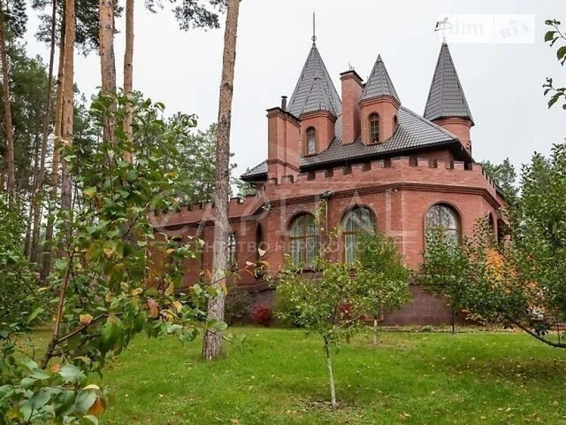 Продаж 3 поверхового будинку з гаражем і ділянкою на 60 сото