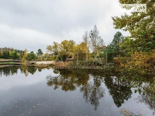 Продаж 3 поверхового будинку з гаражем і ділянкою на 60 сото