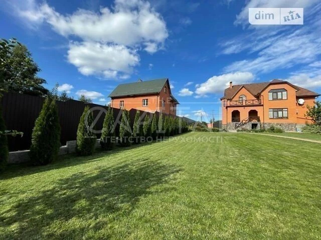 Продаж 2 поверхового будинку з ділянкою на 15 соток, 360 кв.