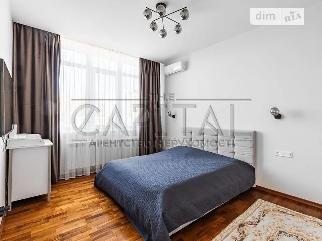 Продаж 4 поверхового будинку з ділянкою на 3 сотки, 300 кв.
