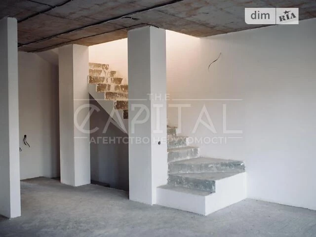 Продаж 2 поверхового будинку з ділянкою на 4 сотки, 220 кв.