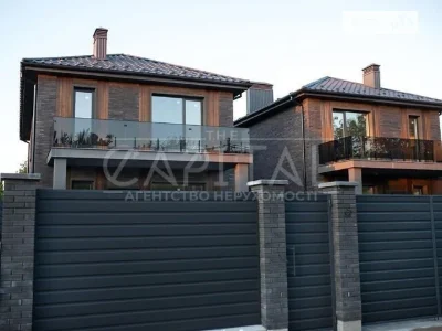 Продаж 2 поверхового будинку з ділянкою на 4 сотки, 220 кв.