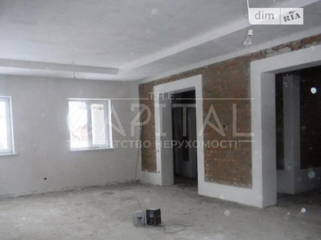 Продаж 3 поверхового будинку з ділянкою на 9 соток, 210 кв.