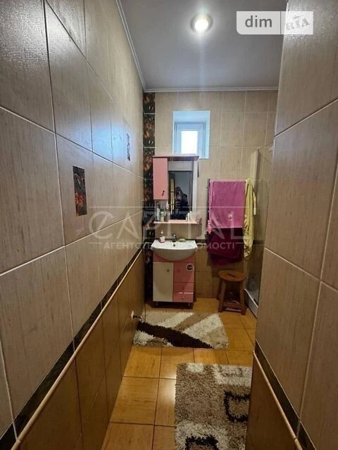 Продаж 1 поверхового будинку з гаражем і ділянкою на 10 сото
