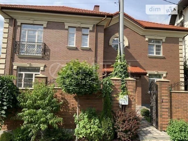 Продаж 2 поверхового будинку з гаражем і ділянкою на 8 соток